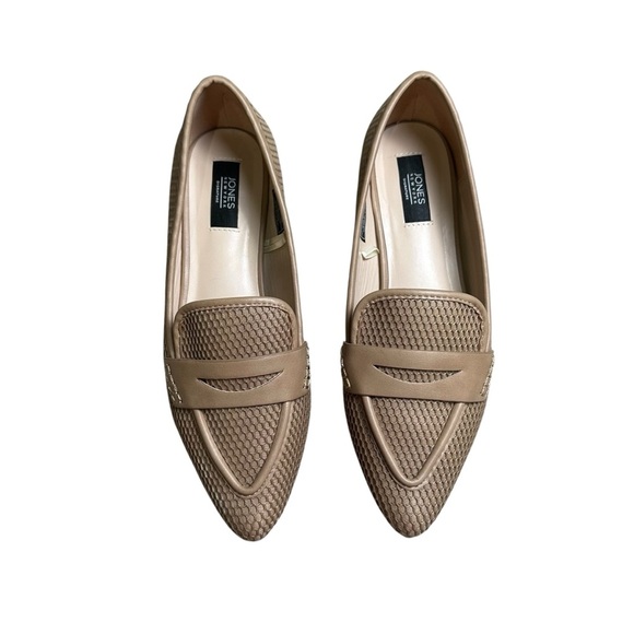 Jones New York Signature Women’s 7.5 Tan Qenall Pointed Toe Slip On Flats - Picture 3 of 13